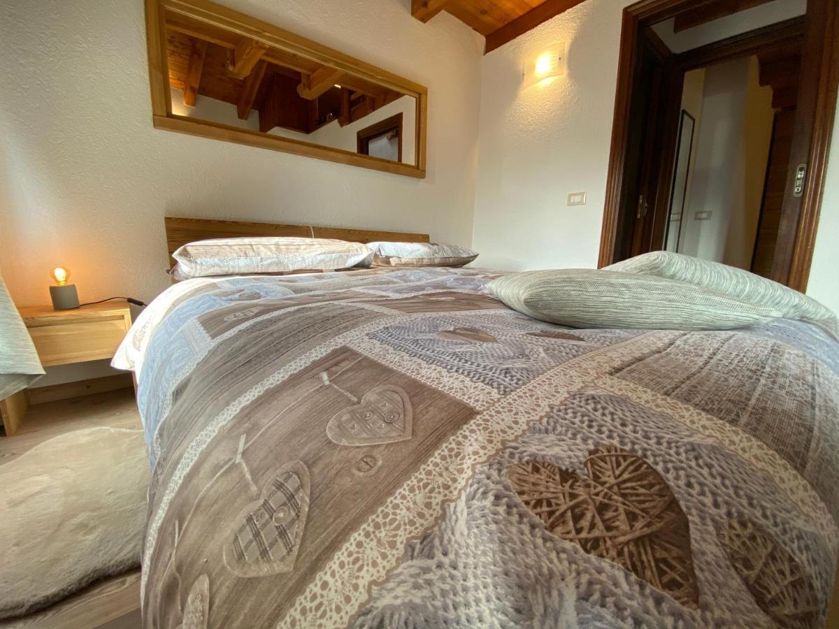 Ferienwohnung Grenier Du Coeur Aosta Exterior foto