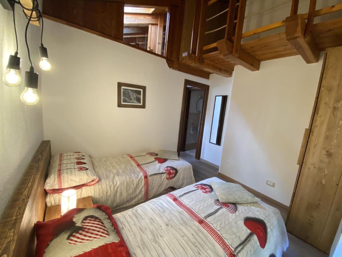 Ferienwohnung Grenier Du Coeur Aosta Exterior foto