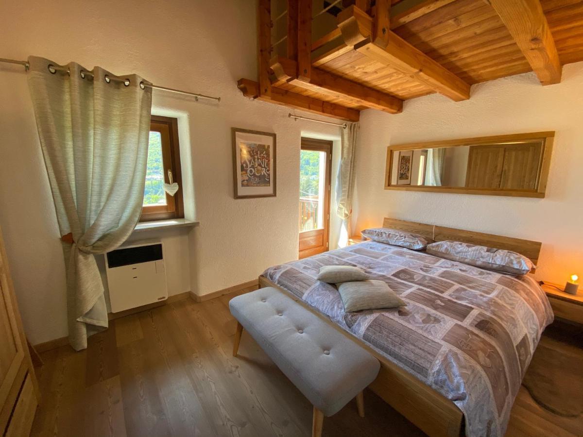 Ferienwohnung Grenier Du Coeur Aosta Exterior foto