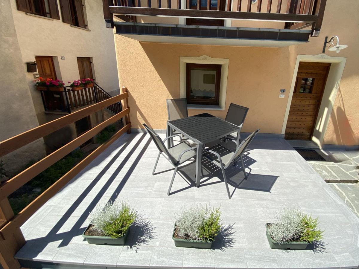 Ferienwohnung Grenier Du Coeur Aosta Exterior foto