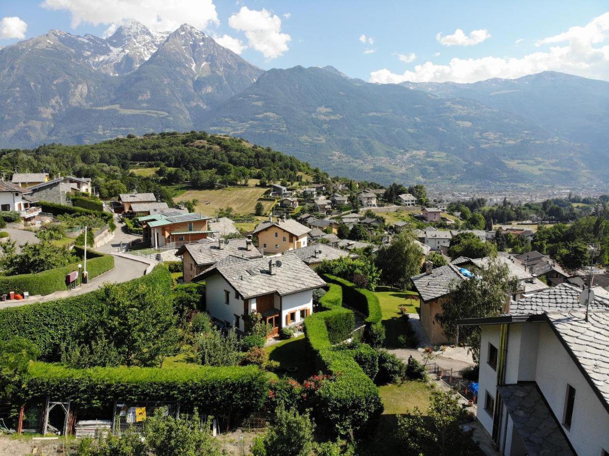 Ferienwohnung Grenier Du Coeur Aosta Exterior foto