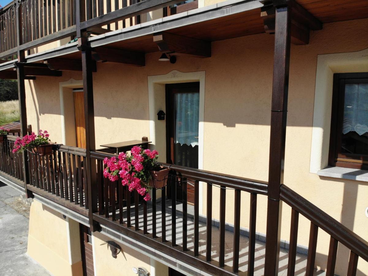 Ferienwohnung Grenier Du Coeur Aosta Exterior foto